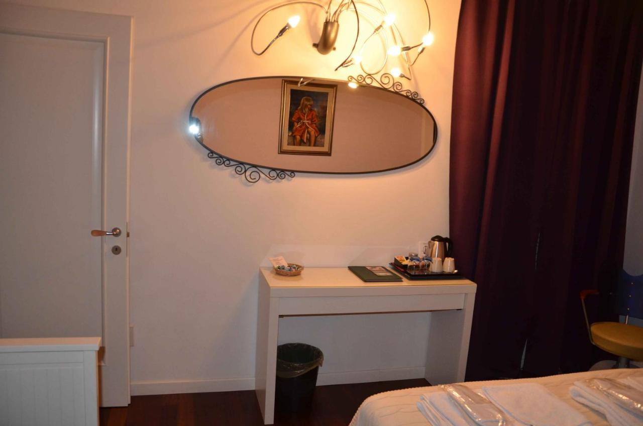 B&B Melograno Mc Rubano Buitenkant foto